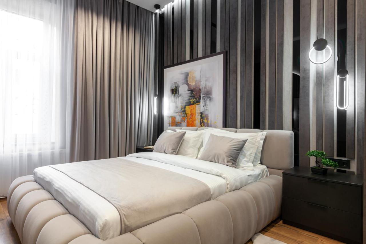 Dream Apartament On Drahomanova Street Lviv Exterior photo